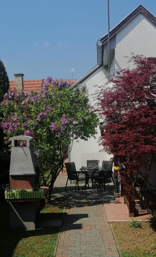 Apartman Excellent - Kuca Za Odmor U Zupanji -Natkriveno Parkirno Mjesto Zupanja Dış mekan fotoğraf